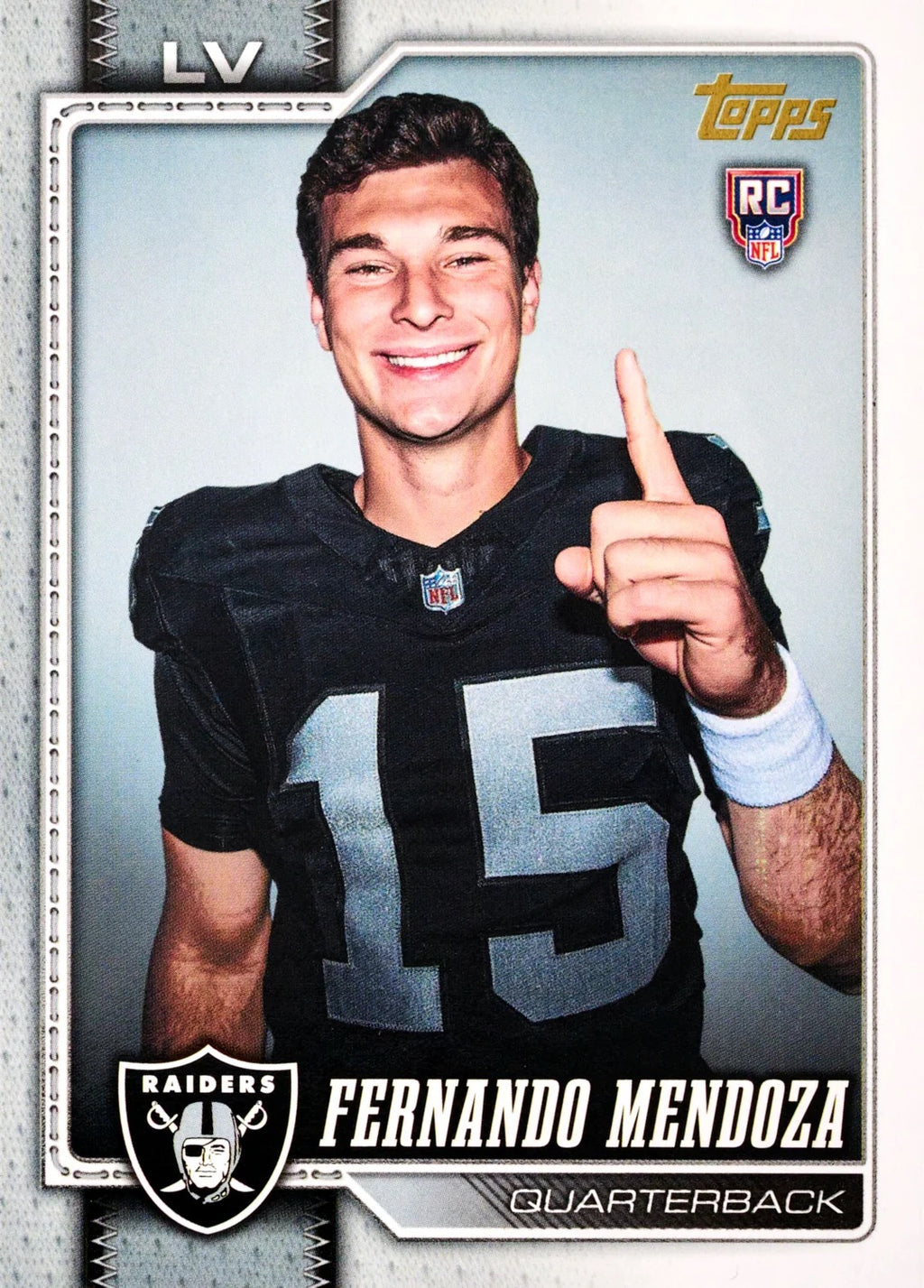 2026 Topps Flagship Football | Hobby Box – 20 Packs | 1 Auto or Relic Per Box
