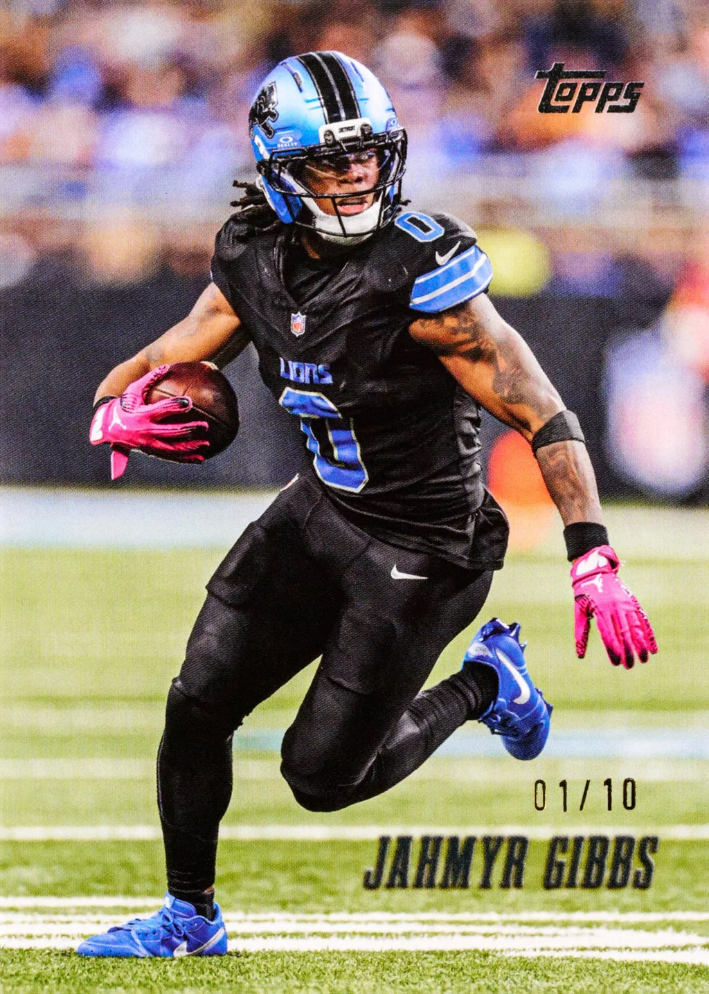 2026 Topps Flagship Football | Hobby Box – 20 Packs | 1 Auto or Relic Per Box