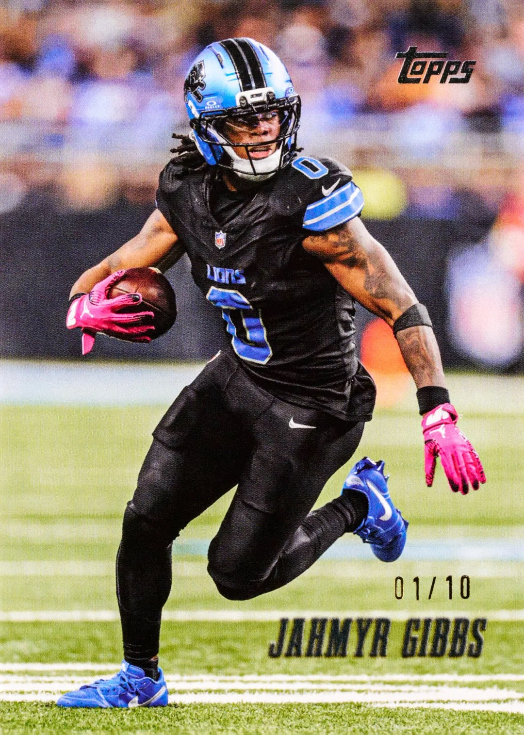 2026 Topps Flagship Football | Hobby Box – 20 Packs | 1 Auto or Relic Per Box